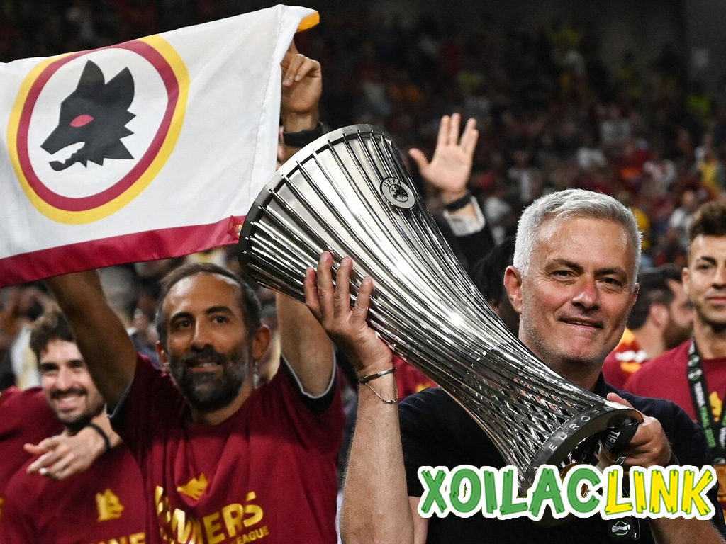 as-roma-vo-dich-conference-cup