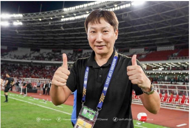 Giành 2 HCV, bóng đá Việt Nam thống trị tại SEA Games 33